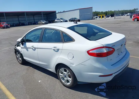 2015 Ford Fiesta Se z USA, uszkodzony, nr VIN 3FADP4BJ4FM157259